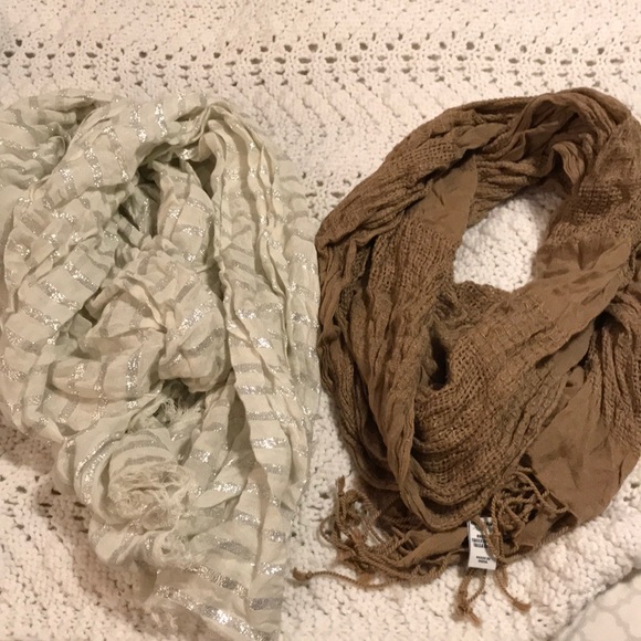 Scarf bundle - Picture 1 of 6